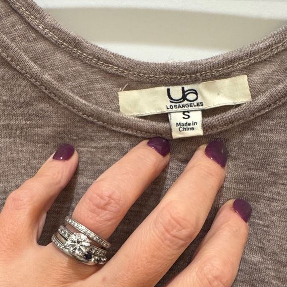 Ya Los Angeles Taupe Flowy Long Sleeve Tee Size Small - Picture 3 of 8